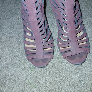 Women's Strappy Purple Heels